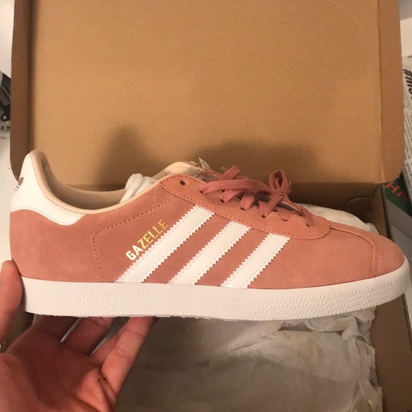 adidas gazelle coral
